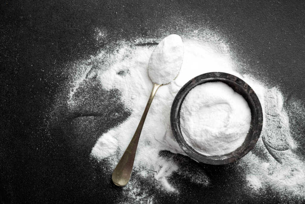 Unbelievable Baking Soda Hacks That You Never Knew