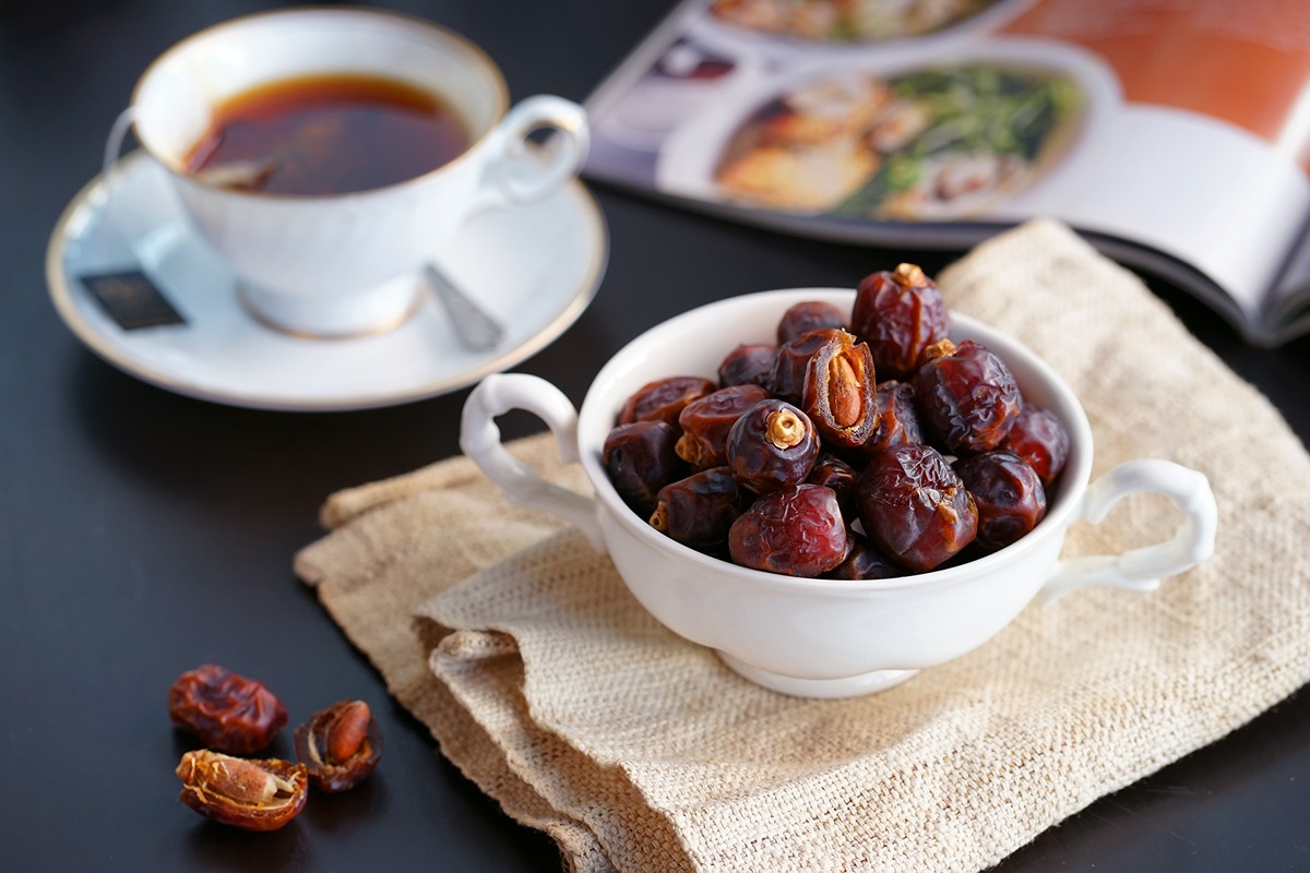 7 Health Benefits of Dates That May Surprise You