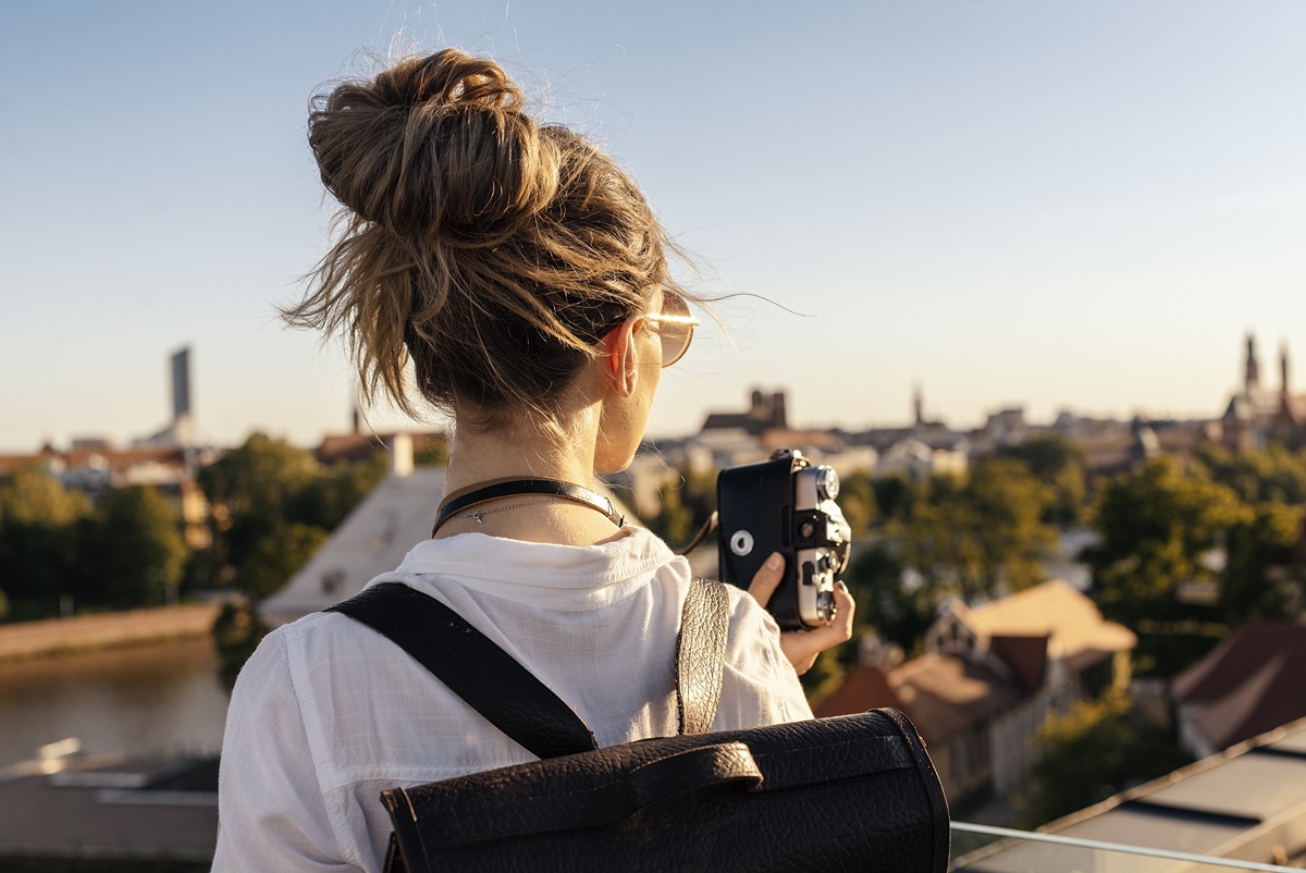 Style Your Hair with Quick and Easy Messy Buns